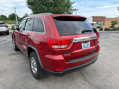 Used 2011 Jeep Grand Cherokee Laredo AWD/4WD image 3
