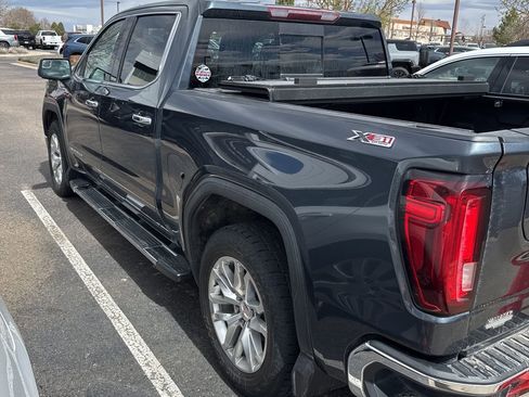 Used 2021 GMC Sierra 1500 SLT w/ SLT Convenience Package image 3