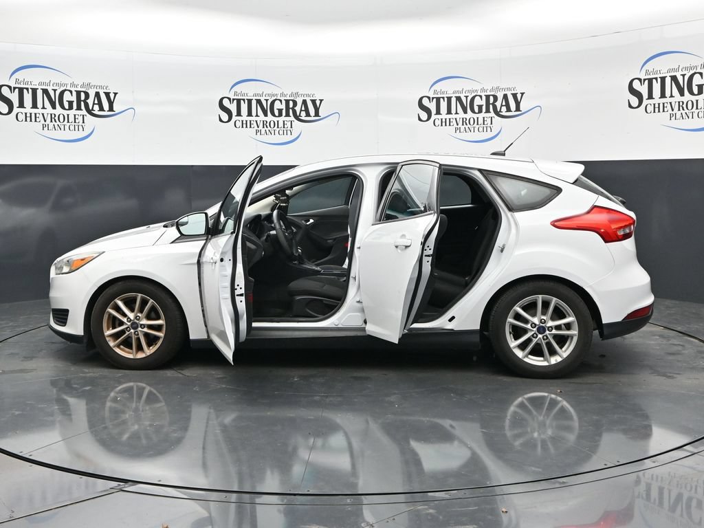 Used 2016 Ford Focus SE FWD image 28
