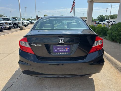 Used 2012 Honda Civic LX image 9