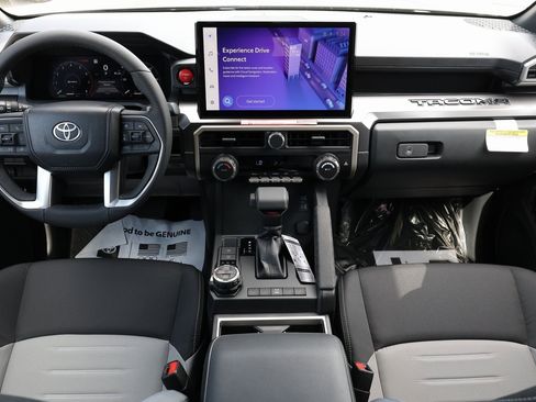 New 2025 Toyota Tacoma TRD Off-Road image 2