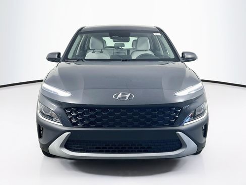 Used 2023 Hyundai Kona SE w/ Cargo Package AWD/4WD image 2