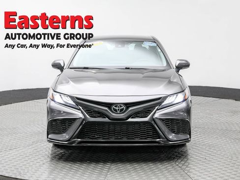 Used 2023 Toyota Camry XSE image 2