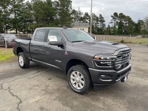 New 2025 RAM 2500 Laramie image 4