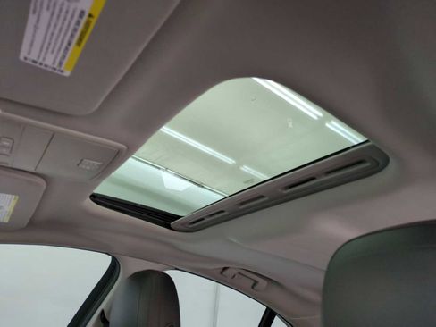 Used 2017 Chevrolet SS image 18