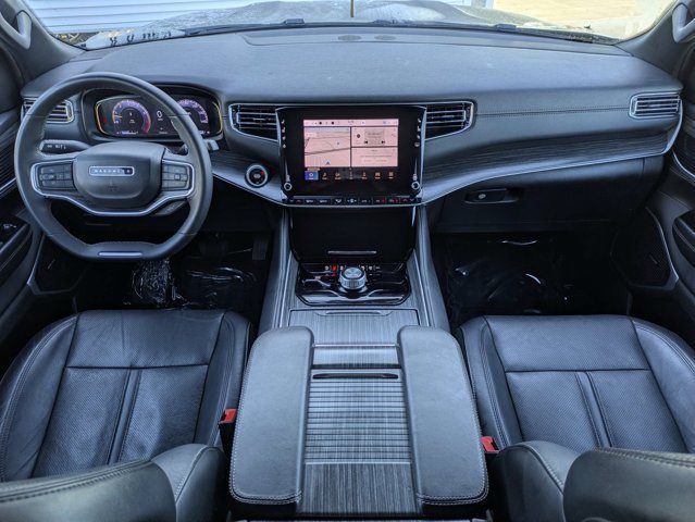 Certified 2024 Jeep Wagoneer L Series II w/ Flexible Seating Group AWD/4WD image 17