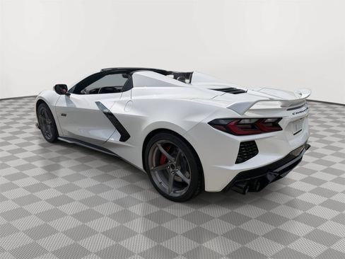 Used 2023 Chevrolet Corvette Stingray Premium Conv w/ Z51 Performance Package RWD image 5