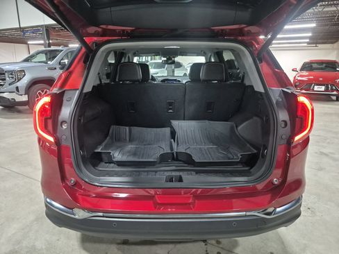 Certified 2024 GMC Terrain AT4 AWD/4WD image 24