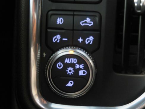 Used 2021 GMC Sierra 1500 AT4 w/ AT4 Premium Package AWD/4WD image 38