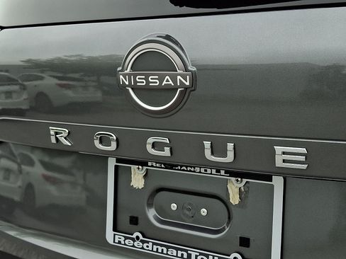 Used 2023 Nissan Rogue SV w/ SV Premium B Package AWD/4WD image 30