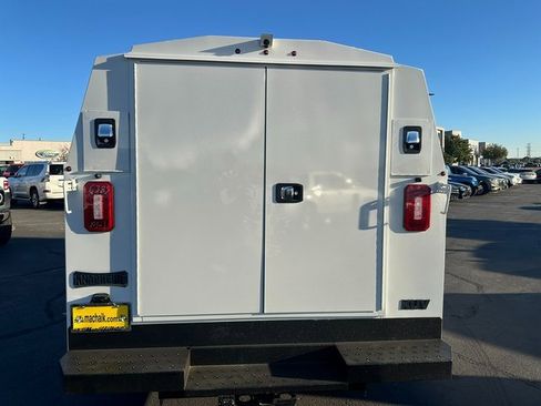 New 2026 Ford E-350 and Econoline 350 Super Duty w/ Power Equipment Group image 5