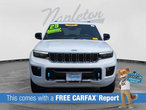 Used 2023 Jeep Grand Cherokee Overland AWD/4WD image 2