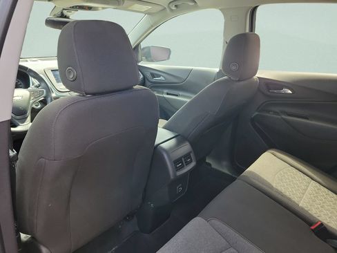 Used 2022 Chevrolet Equinox LT FWD image 9