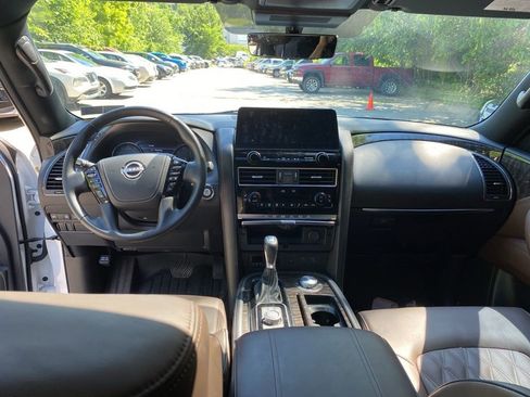 Used 2024 Nissan Armada Platinum w/ Captain's Chairs Package AWD/4WD image 14