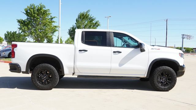 Used 2024 Chevrolet Silverado 1500 ZR2 w/ Technology Package AWD/4WD image 10