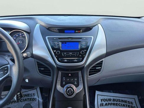 Used 2013 Hyundai Elantra GLS FWD image 18