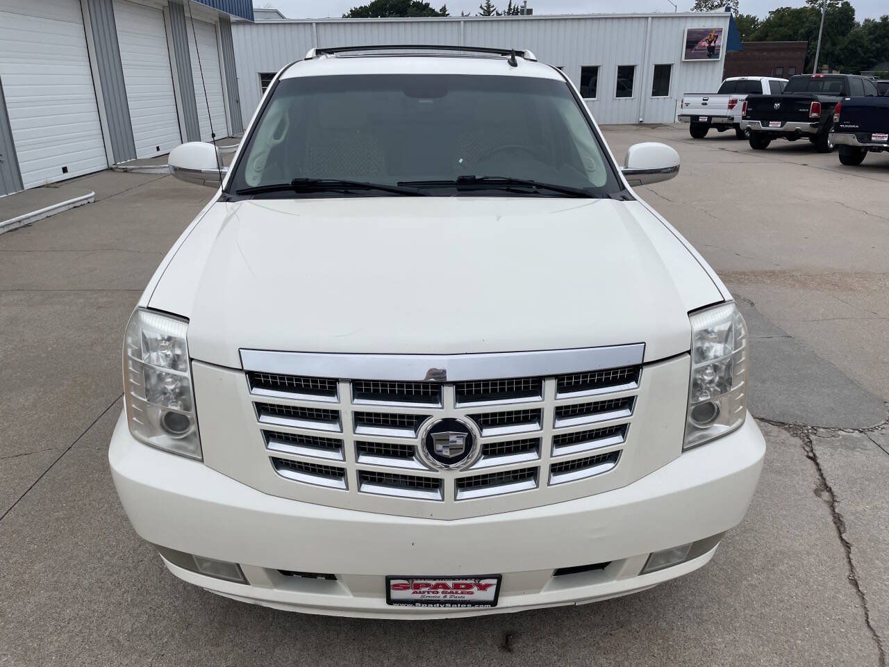 Used 2007 Cadillac Escalade EXT w/ Information Package AWD/4WD image 4