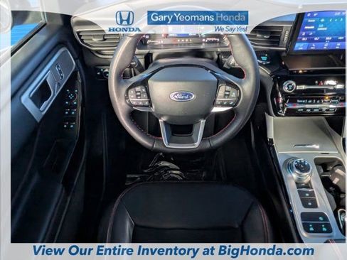 Used 2023 Ford Explorer ST-Line w/ Class IV Trailer Tow Package image 17