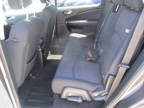 Used 2018 Dodge Journey SXT w/ Connectivity Group AWD/4WD image 11