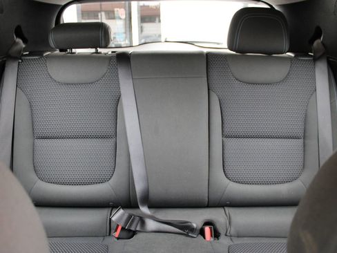 Used 2023 Chevrolet Bolt EUV LT image 7