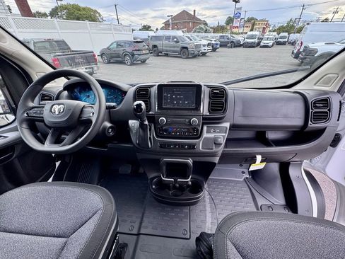 New 2025 RAM ProMaster 2500 image 21