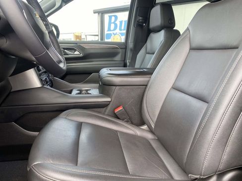 Used 2022 Chevrolet Tahoe LT w/ Luxury Package image 16