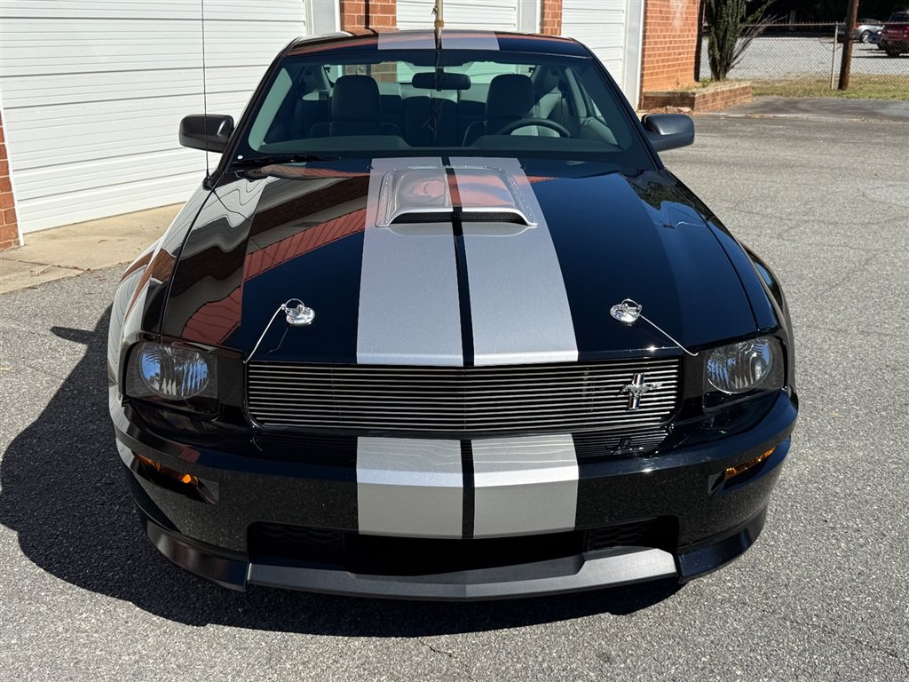 Used 2007 Ford Mustang GT RWD image 8