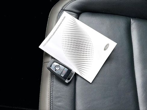 Certified 2025 Ford Bronco Outer Banks image 14