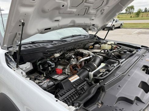 Used 2023 Ford F550 4x4 Crew Cab Super Duty image 21