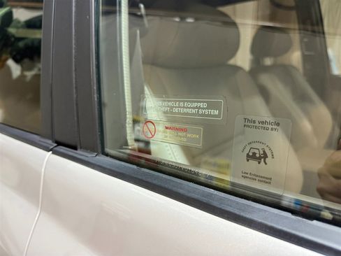 Used 1997 Toyota Land Cruiser image 33