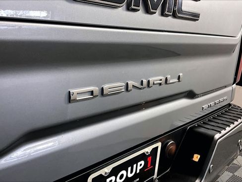 Certified 2024 GMC Sierra 2500 Denali Ultimate AWD/4WD image 10