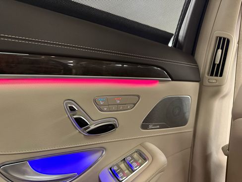 Used 2020 Mercedes-Benz S 560 Sedan image 12