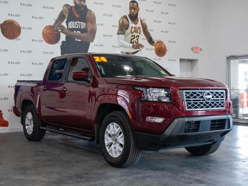 Used 2024 Nissan Frontier SV w/ SV Convenience Package RWD image 18