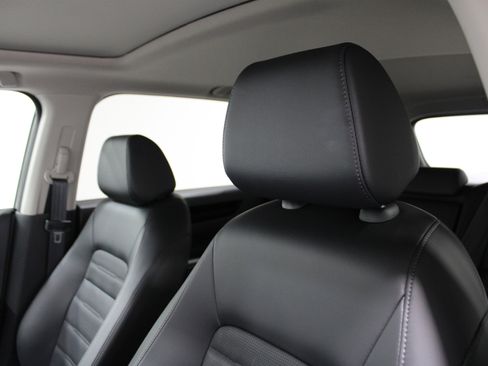 Used 2024 Honda CR-V EX-L image 5