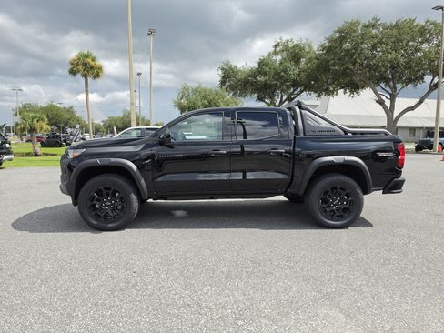 New 2026 Chevrolet Colorado Trail Boss w/ Midnight Edition AWD/4WD image 9