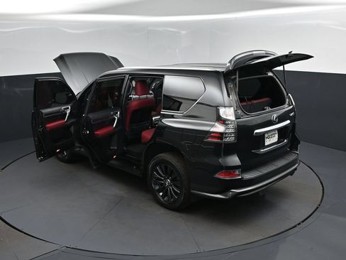 Certified 2023 Lexus GX 460 Premium w/ Accessory Package AWD/4WD image 2