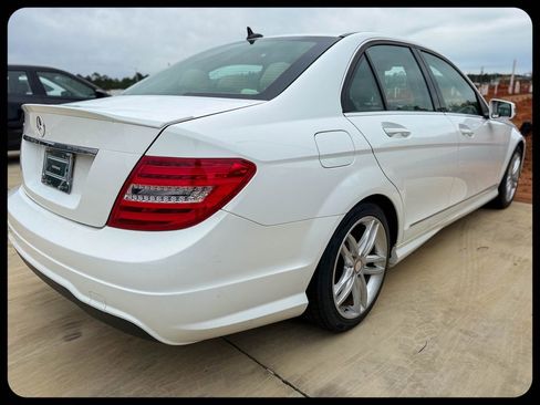 Used 2014 Mercedes-Benz C 250 Sedan image 7