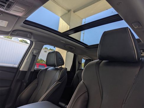 Used 2023 Acura MDX SH-AWD w/ Advance Package image 29