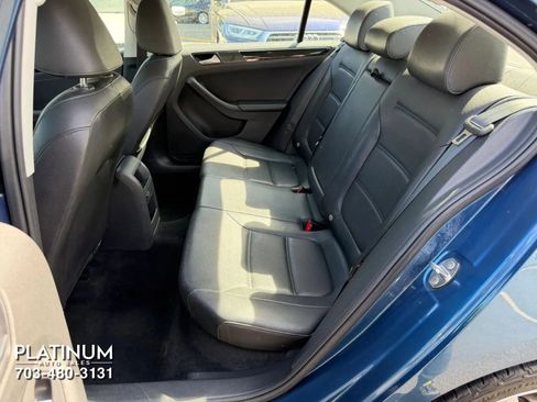 Used 2017 Volkswagen Jetta SEL FWD image 13