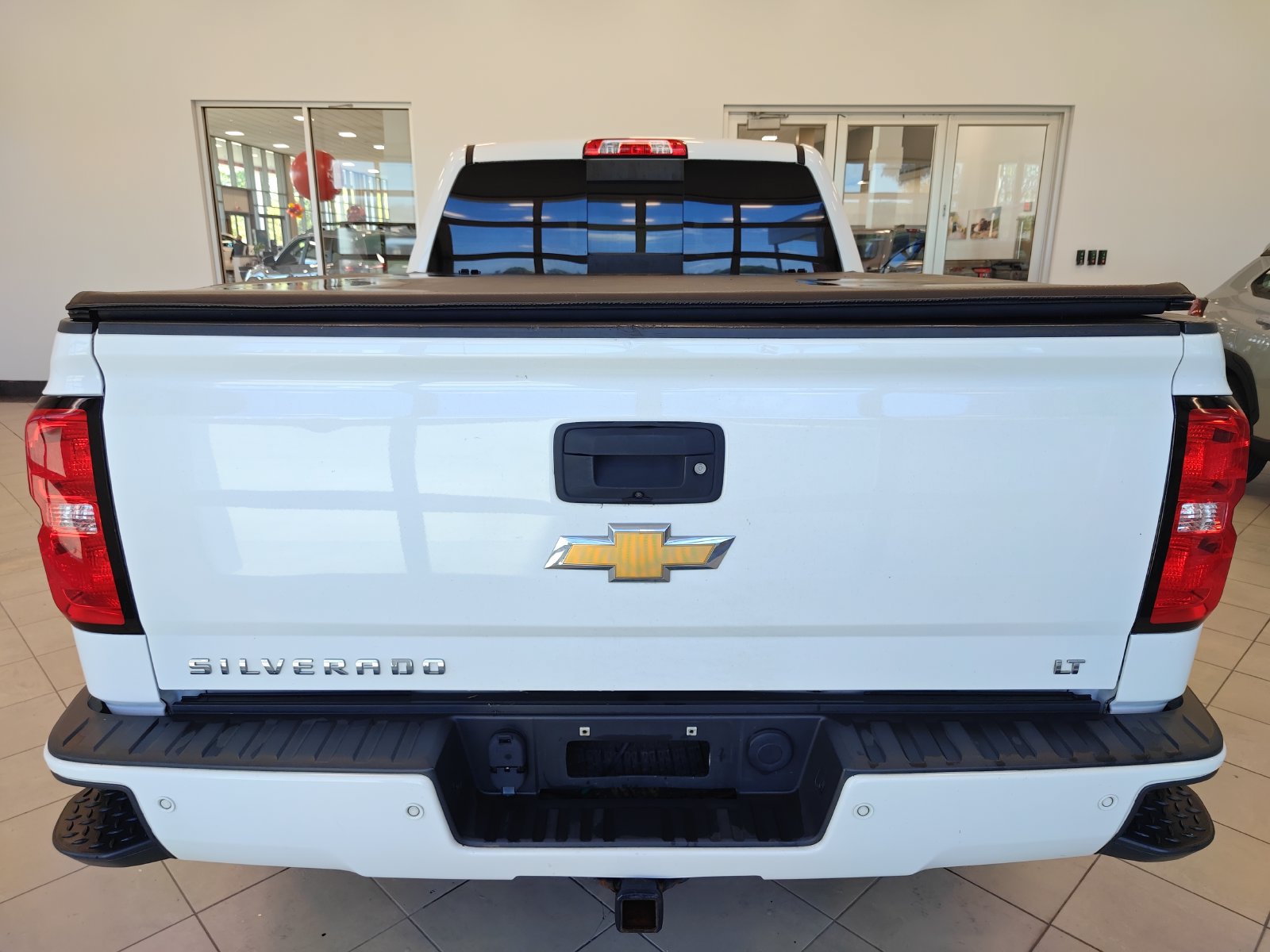 Used 2017 Chevrolet Silverado 1500 LT w/ All Star Edition AWD/4WD image 4