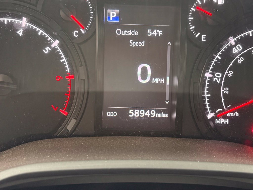 Used 2020 Toyota 4Runner SR5 AWD/4WD image 23