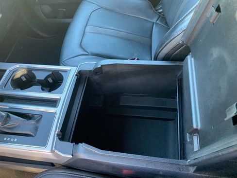 Used 2019 Ford F150 Platinum AWD/4WD image 34