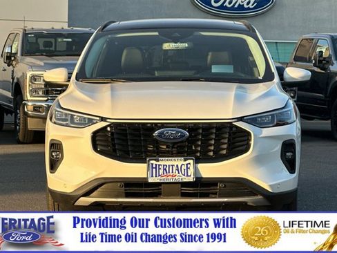 New 2024 Ford Escape SE w/ PHEV Premium Package image 6