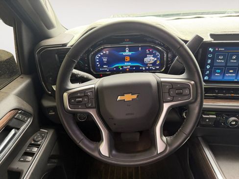 Used 2025 Chevrolet Silverado 3500 LT w/ All Star Edition AWD/4WD image 12