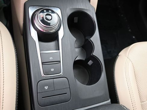 Used 2020 Ford Escape SE Sport image 21