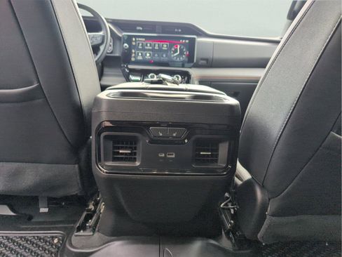 Used 2024 GMC Sierra 1500 AT4 w/ AT4 Premium Package image 35