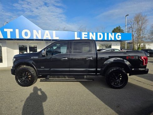 Used 2015 Ford F150 Platinum w/ Equipment Group 701A Luxury image 8