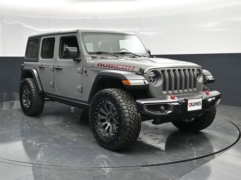 Used 2019 Jeep Wrangler Unlimited Rubicon w/ LED Lighting Group AWD/4WD image 1