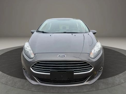 Used 2019 Ford Fiesta SE w/ Equipment Group 201A image 2