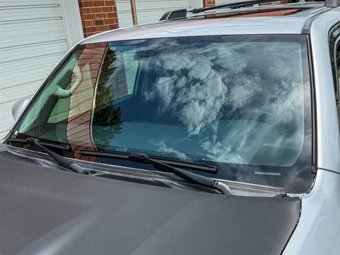 Used 2018 Toyota 4Runner TRD Off-Road Premium AWD/4WD image 14